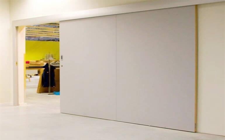 automatic fire proff sliding doors1